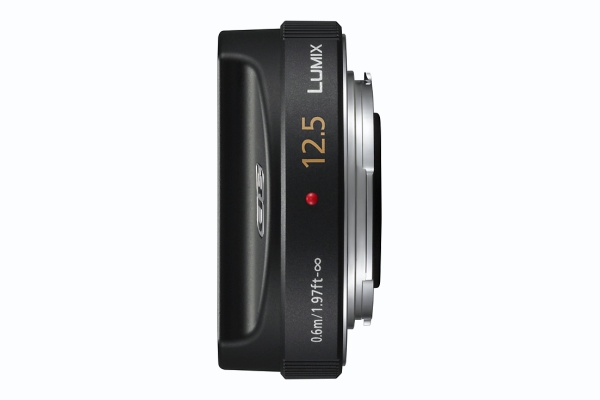 3D Lens Lumix G 12.5mm F12_05.jpg
